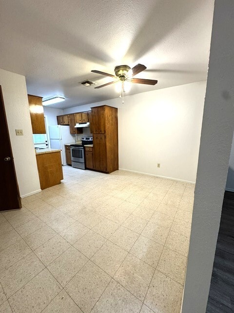 Photo - 2101 Eastwind St