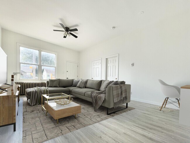 Photo - 276-276 Lincoln St Unit Main