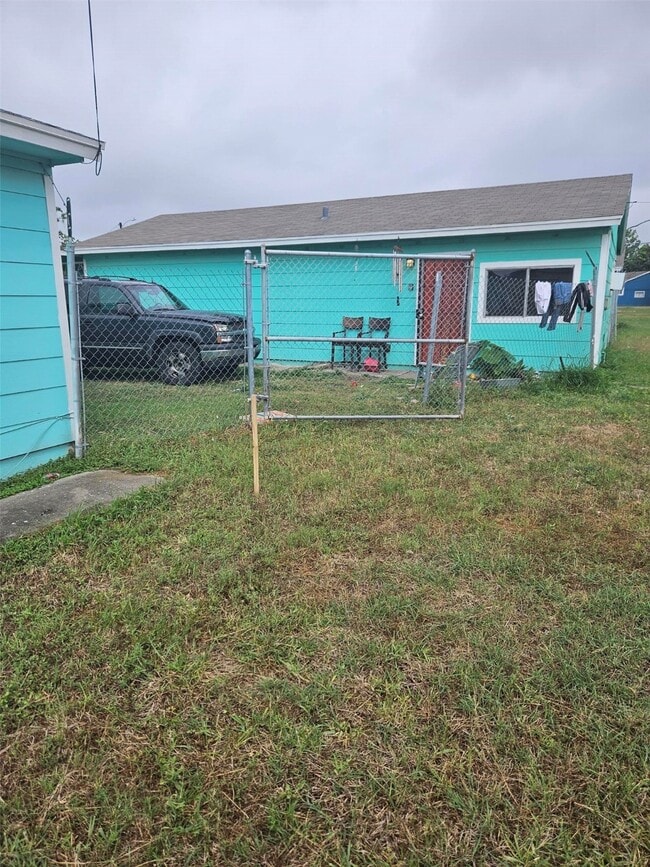 Photo - 1513 Lazy Ln