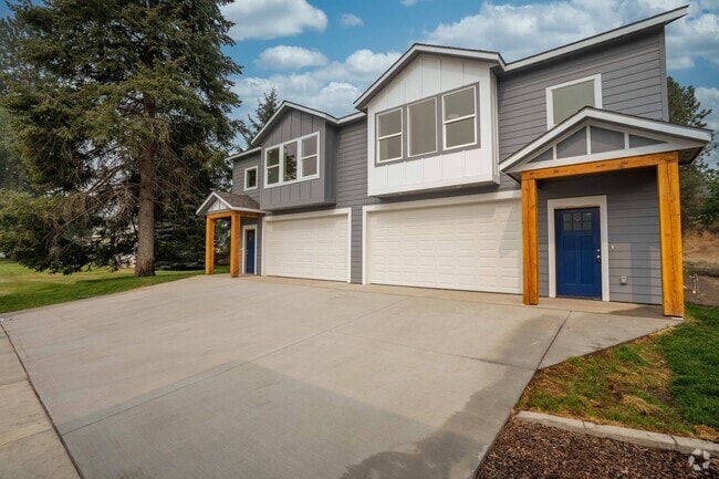 Building Photo - 1911/1913 E Montana Ave Unit 1913 E Montana Ave Coeur d'Alene Idaho 83815 Rental