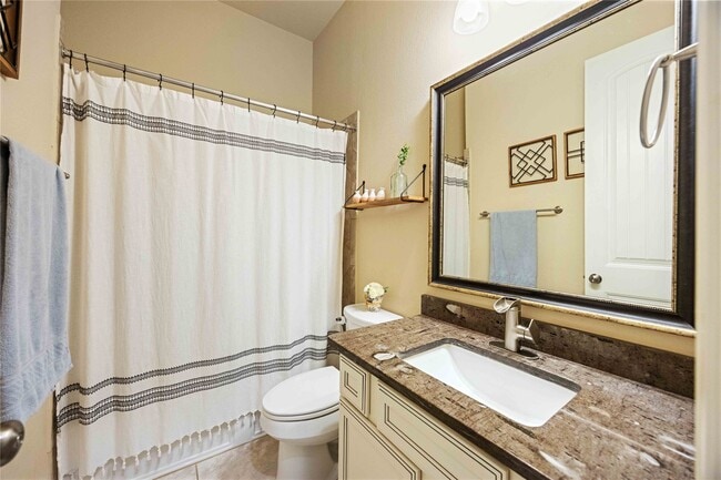 Photo - 931 Abelia Ave