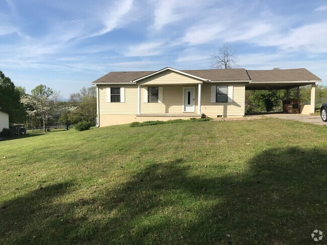 Building Photo - 3 Bedroom 1 Bath Single Family Home - East...