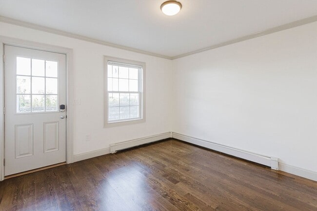 Photo - 2599 Washington St