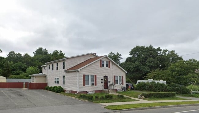 Building Photo - 835 Boston Rd Unit 3