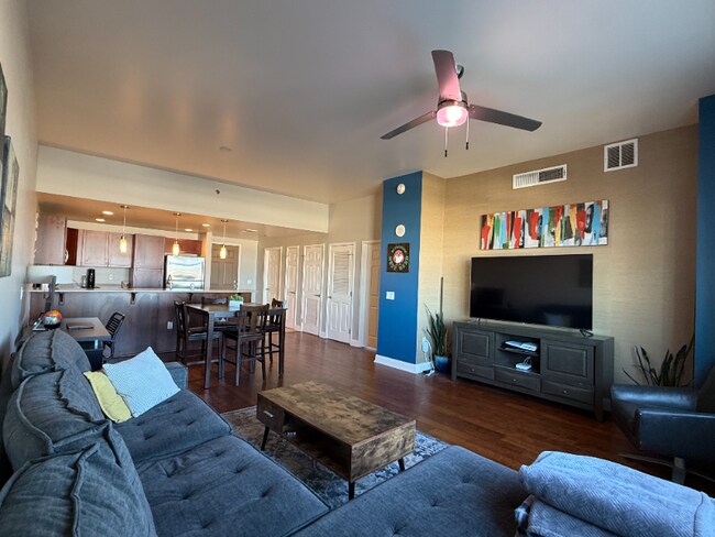 Photo - 150 Las Vegas Blvd N Unit 918