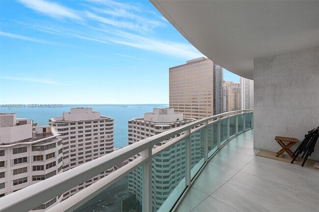 Photo - 950 Brickell Bay Dr Unidad 2210