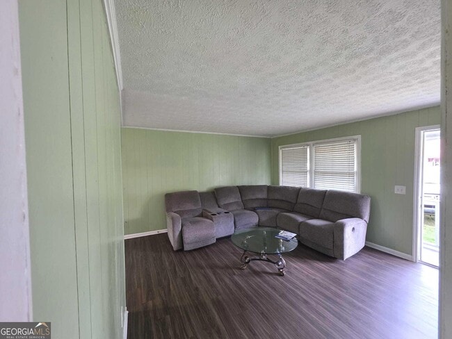 Photo - 707 Battle Creek Rd