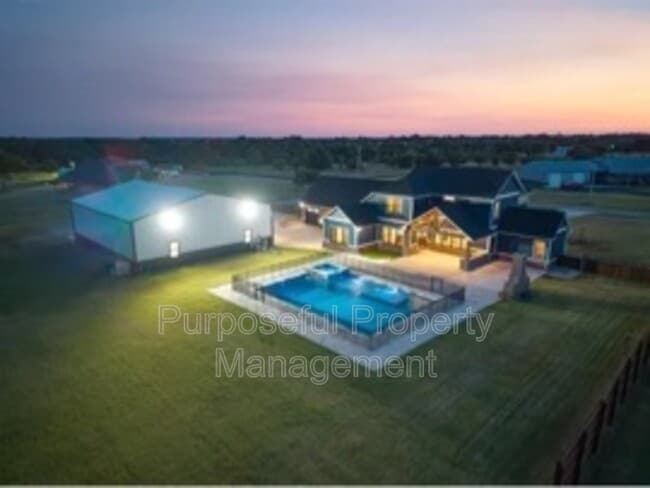 Photo - 115 Weaver Rd