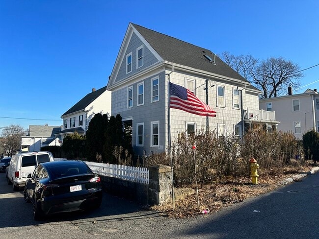 Photo - 82 Albertina St Unit 1