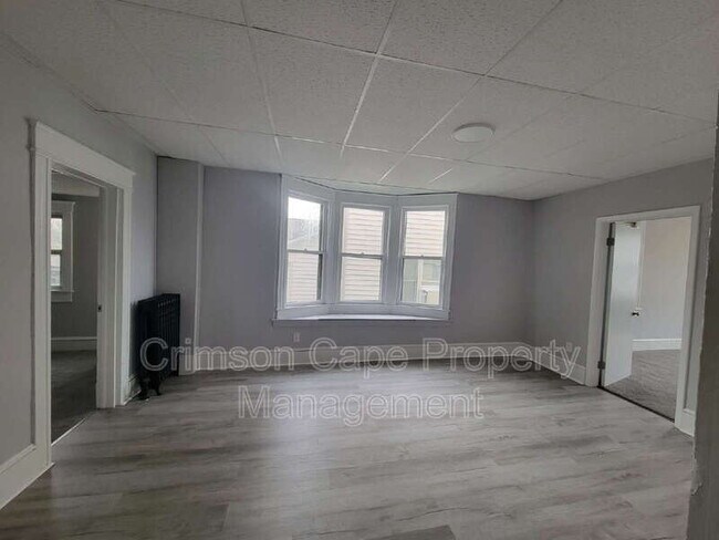 Photo - 341 Hughes St Unidad Apt 1