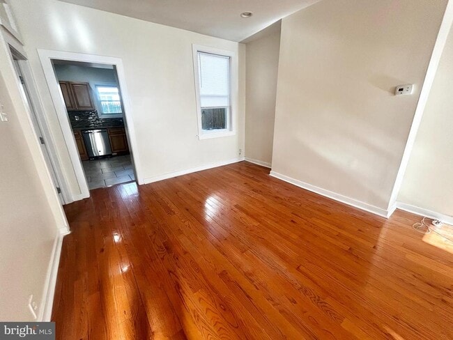 Photo - 2105 W Seybert St