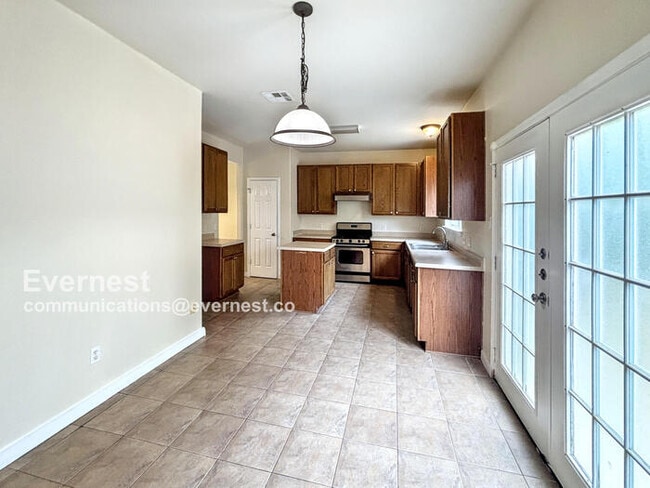 Photo - 3502 Cheyenne St