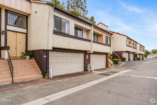 Building Photo - 742 S Garfield Ave Rental