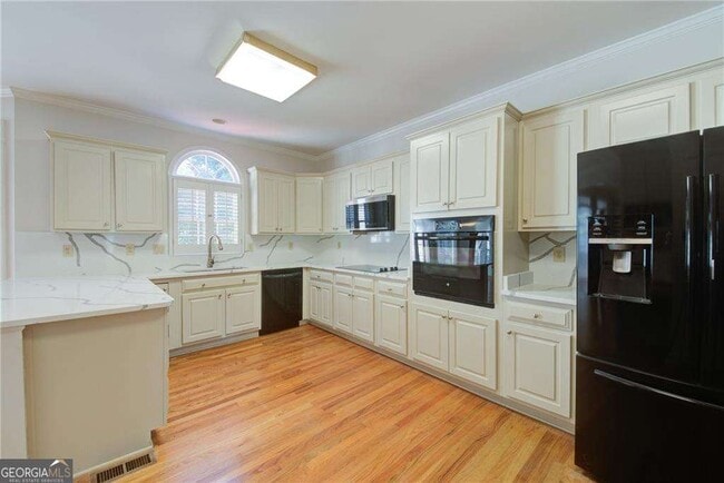 Photo - 2020 Ridge Gate Dr