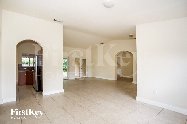 Photo - 20467 SW 327th St