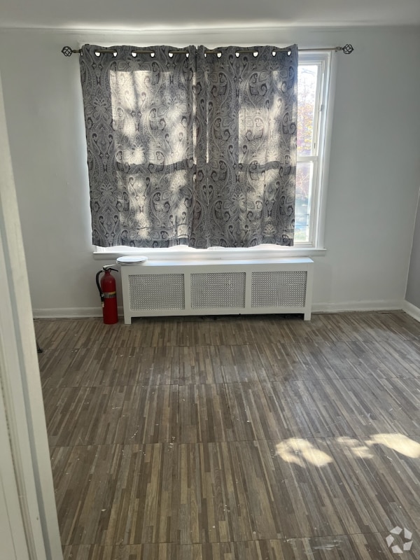 Building Photo - 619 Grassmere Terrace Rental