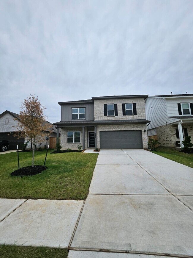Photo - 2727 Crested Creek Ln