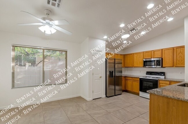 Photo - 8445 S Burien Rd