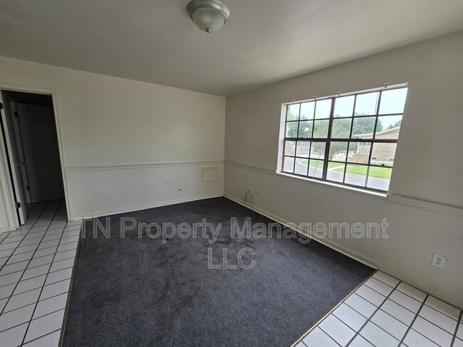 Photo - 200 Rue Basin Unit 1