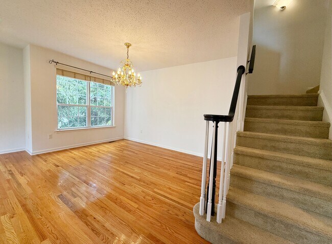 Photo - 65 Wildflower Ln