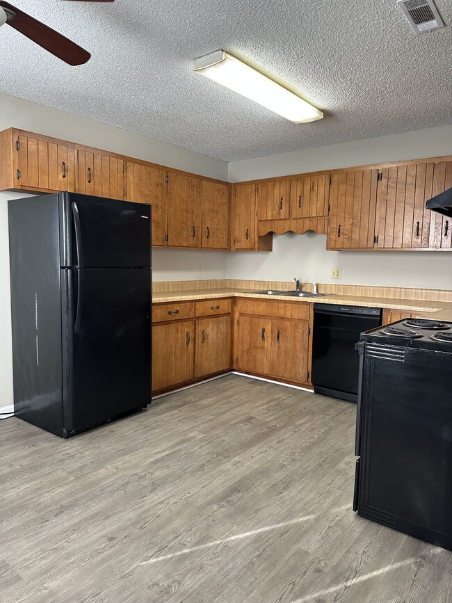 Photo - 420 Prince Ln