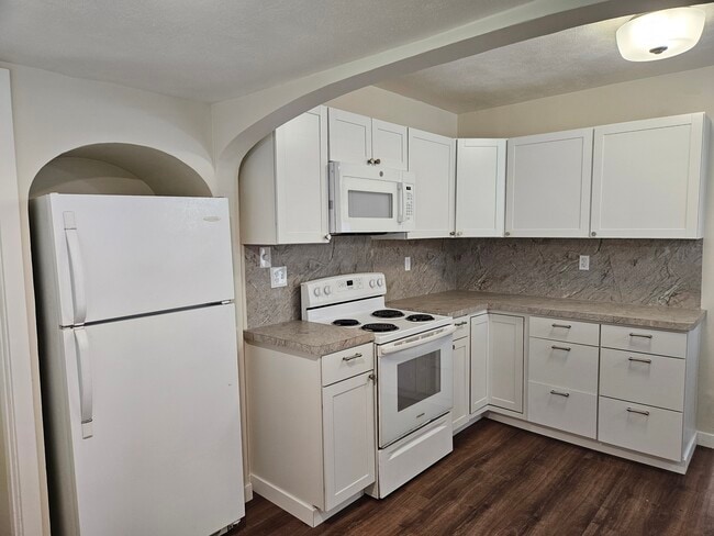 Photo - 1133 N Hayes Ave