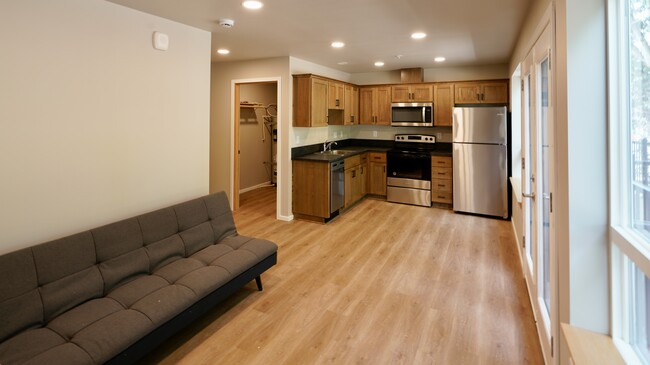 Baker Street Lofts - Baker Street Lofts Unit 202