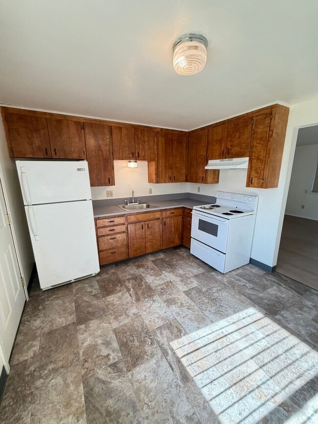 Photo - 62 H St Unit 62