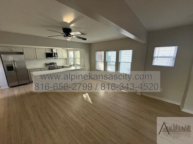 Photo - Beautiful Midtown Rehab!