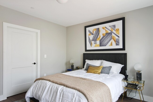 Photo - The Bradford