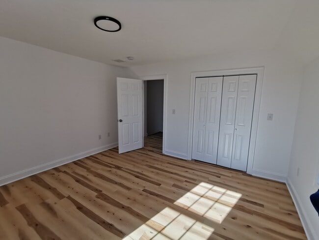 Photo - 11 Willet St