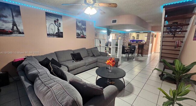 Photo - 1145 W 42nd St Townhome