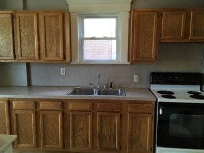 Photo - 142 Broad Ave NW