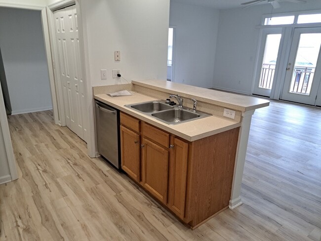 Photo - 2768 Gatewood Cir Unit WB 655-402