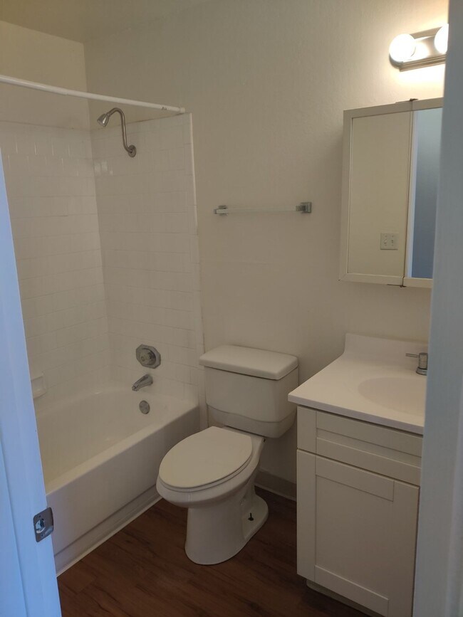 Photo - Parkview Village Apartments