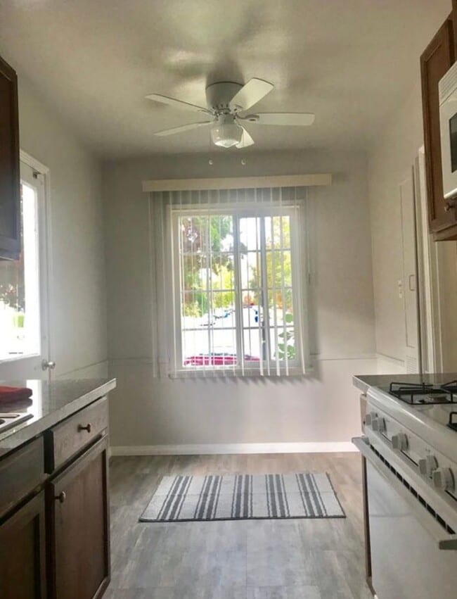 Photo - S-1216 -1222 West Victory Boulevard Unit 1222