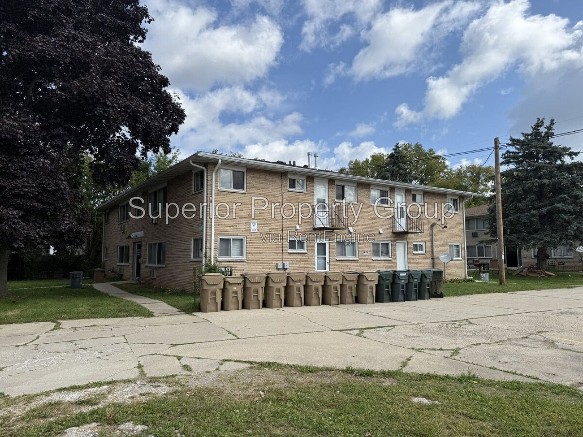 Photo - 1719 Blossom Ln Unit 2