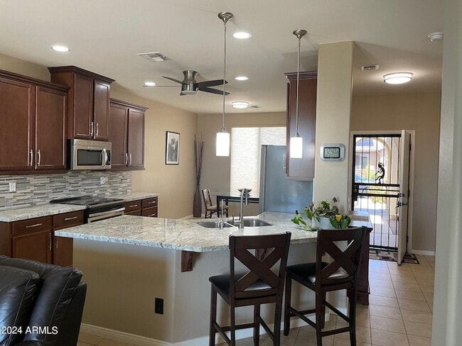 Photo - 17701 W Cedarwood Ln