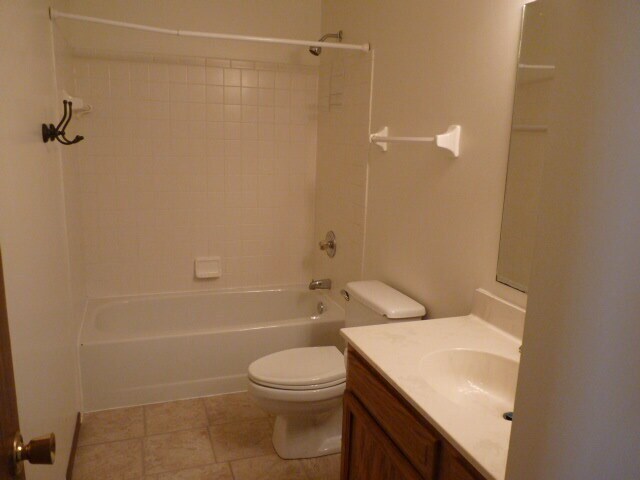 First Bathroom - 5127 Hidden View Dr