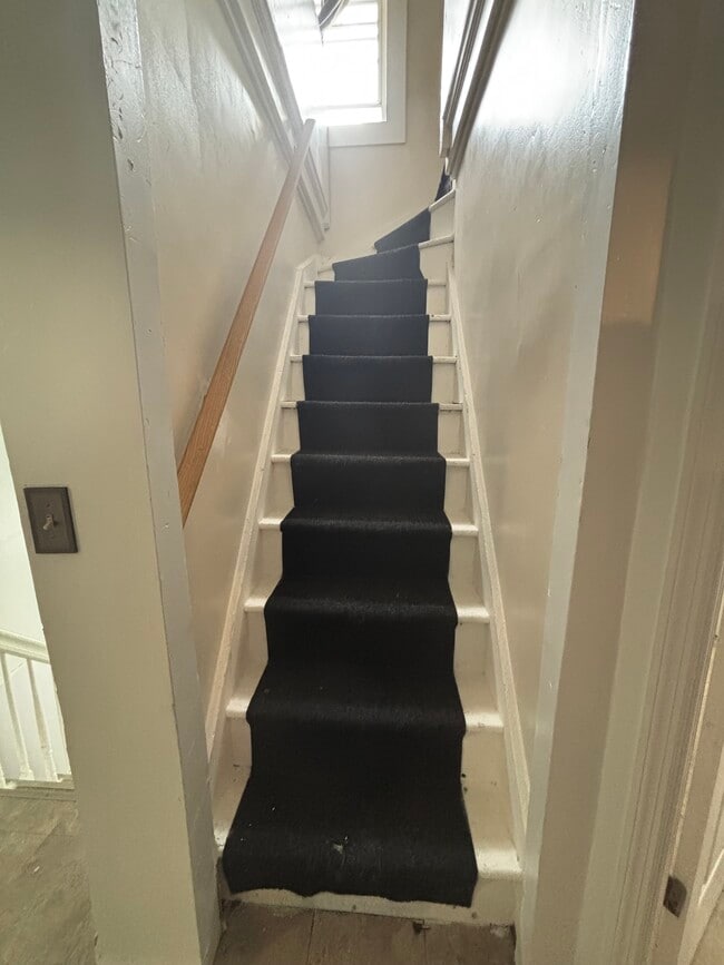 Photo - 602 E 33rd St