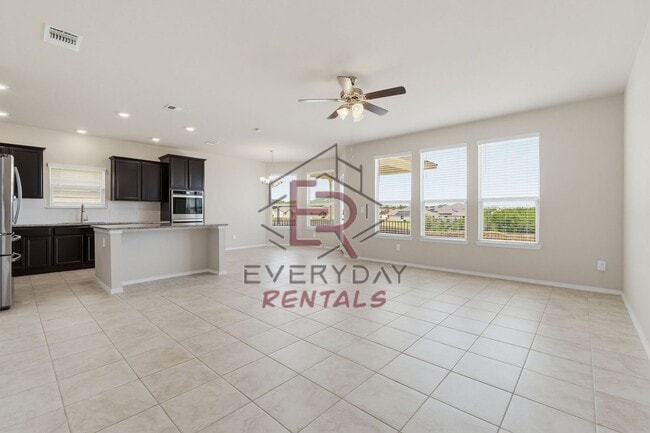 Photo - Beautiful 5 Bedroom home in Copperas Cove