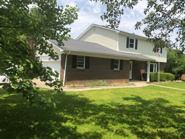 Photo - 3900 Sundart Dr