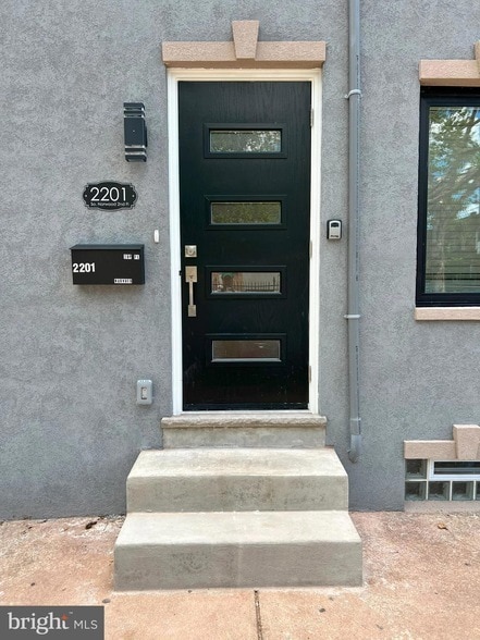 Building Photo - 2201 S Norwood St Rental