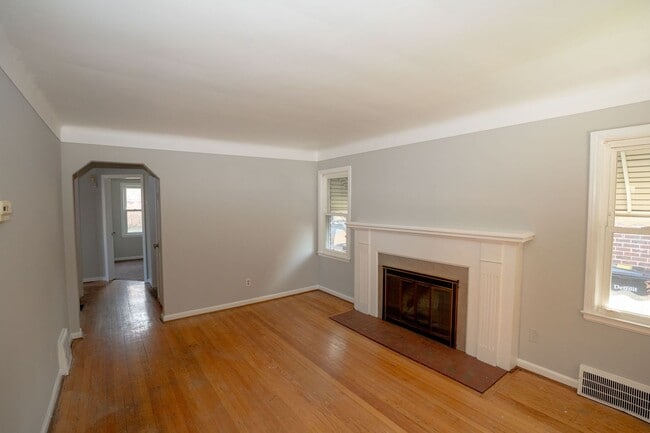 Photo - Update charming 3 bedroom bungalow