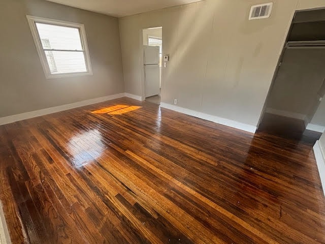 Photo - 1913 W Ewing Ave