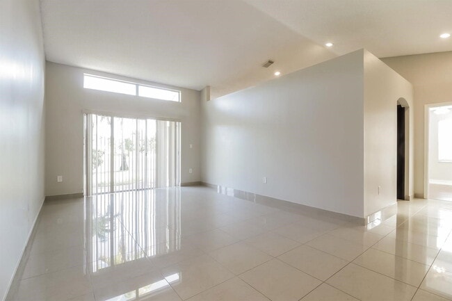 Photo - 13010 SW 19th Dr
