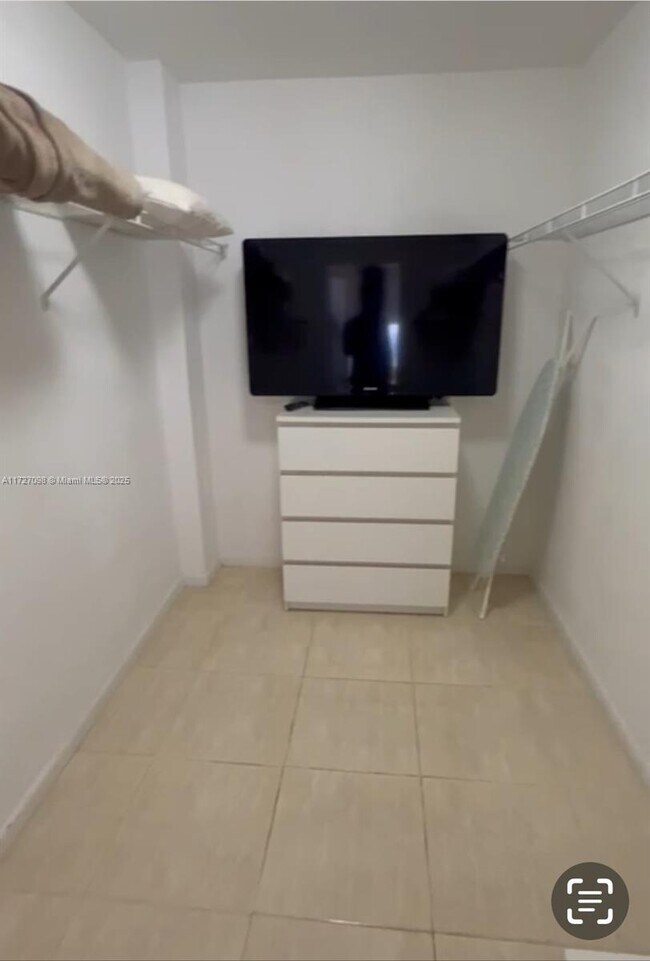 Photo - 9195 Collins Ave Unit 910