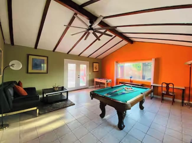 Photo - 8871 Belmont St