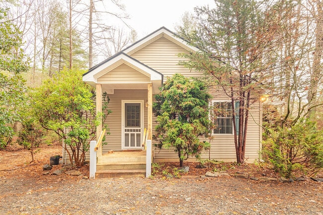 Building Photo - 172 Moffitt Rd Rental
