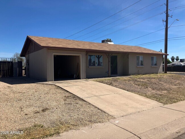 Photo - 17801 N 8th Dr